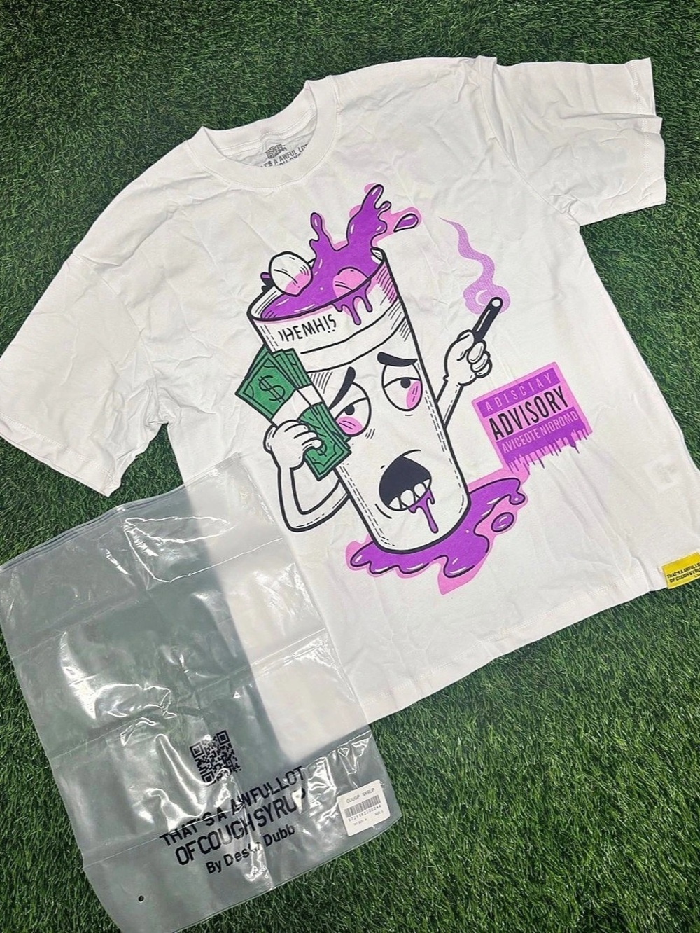 Men’s large purple cup t-shirt